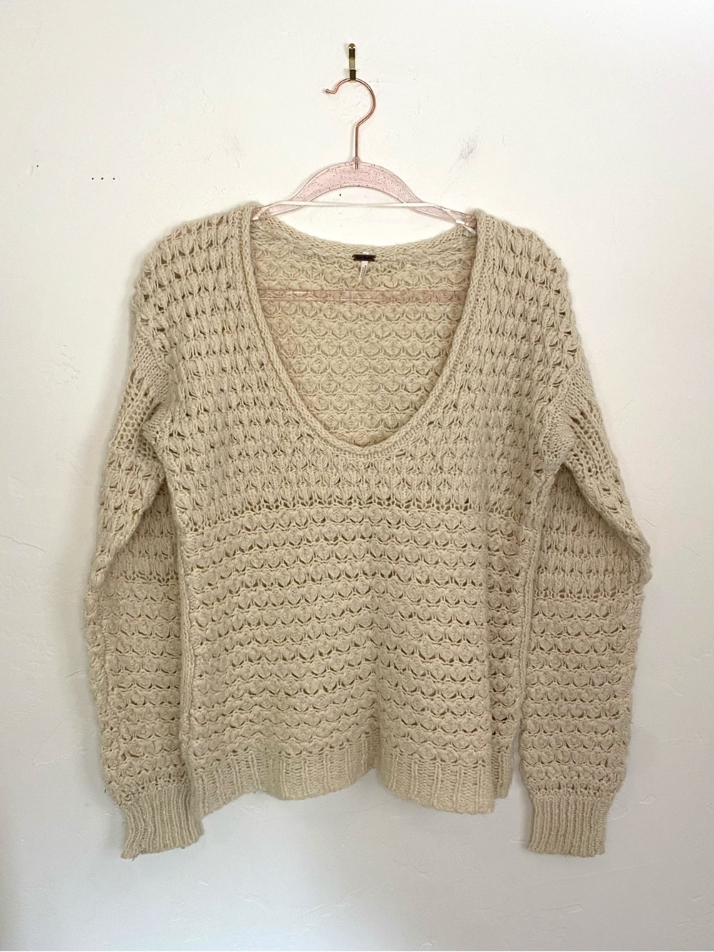 Free People XS Oversized Crochet Knit Large Scoop-Neck Neutral Sweater